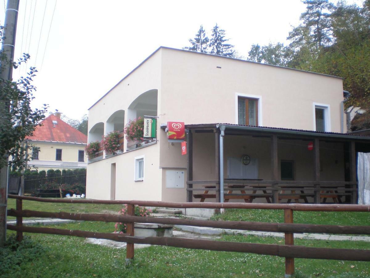 Ubytovani Pod Hradem Dobronice 111 Kültér fotó